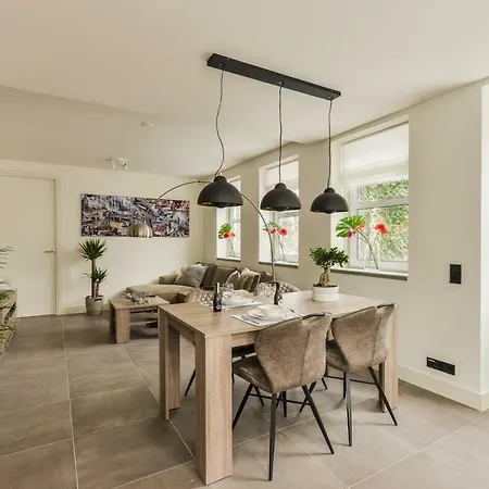 Holiday home Luxury Family Schinkeldijkje *